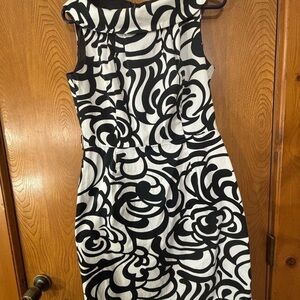 R&K Black and White Sheath Midi Dress with Cowl Neck